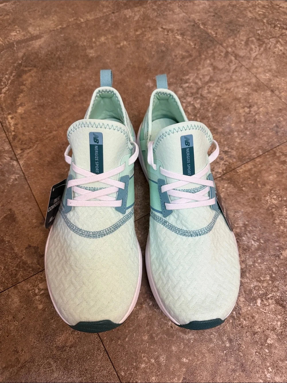 New Balance Women's Fuelcore Nergize Shoes Mint Green NWT